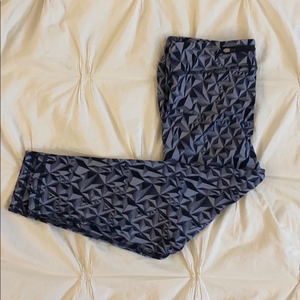 Necessity leggings : Printed design : size medium